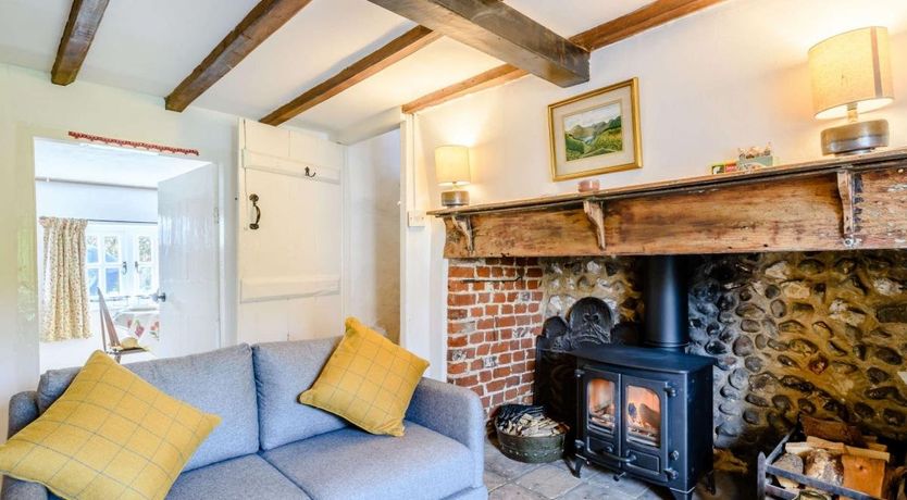 Photo of 2 Bed in Little Thornage