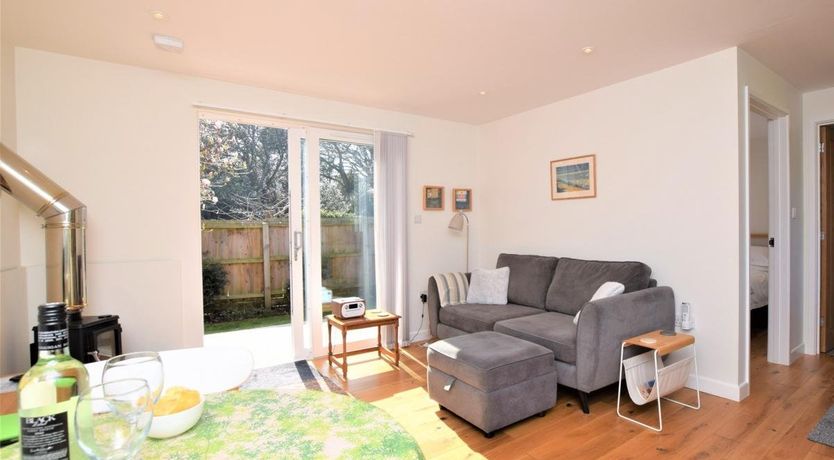 Photo of 1 Bed in Overstrand