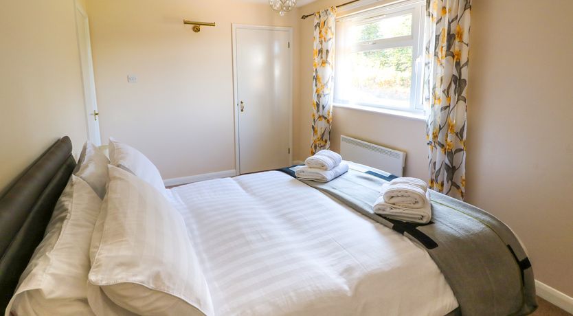 Photo of Howards Hill West