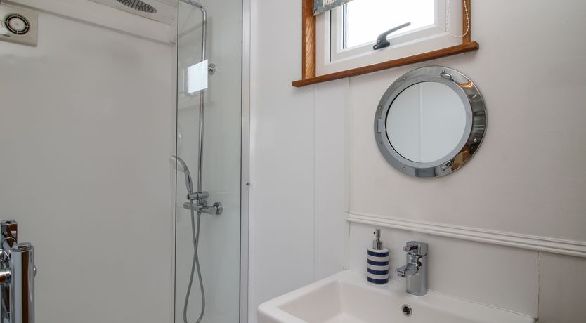 Photo of Shepherds Cabin at Titterstone