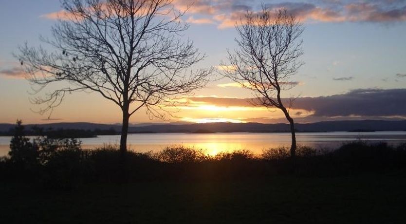Photo of Lakeside house