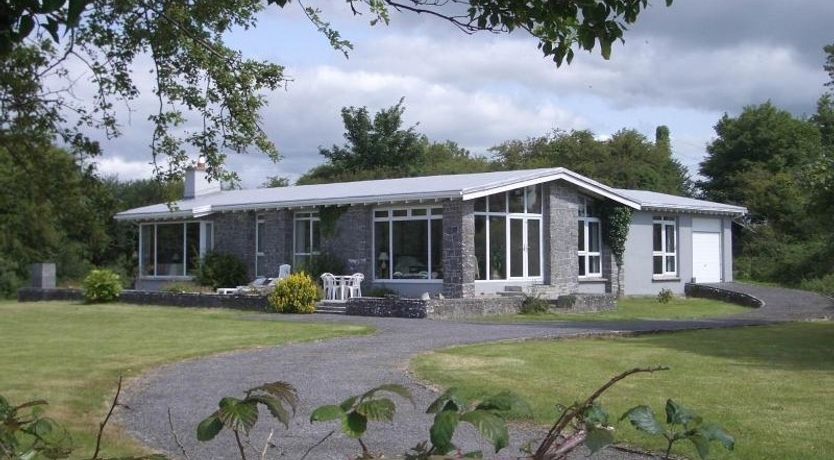 Photo of Lakeside house