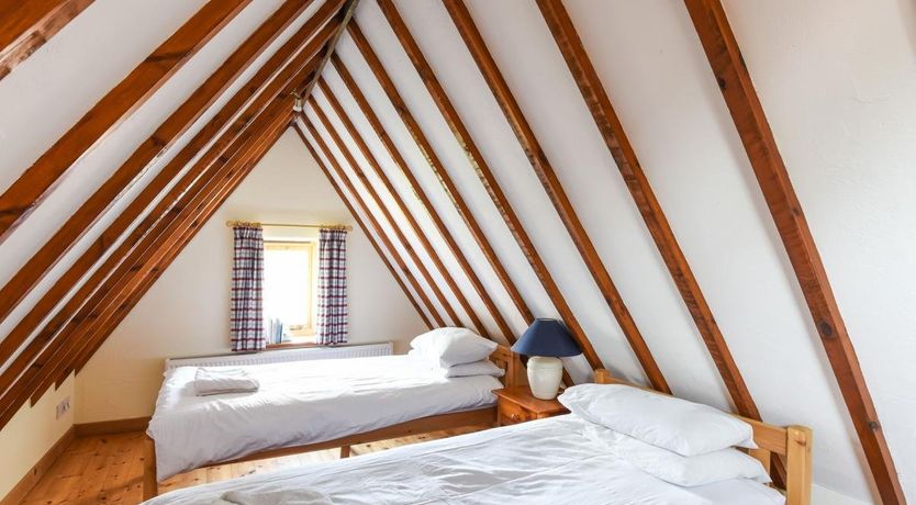 Photo of 2 Bed in Briston