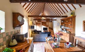 Photo of 2 Bed in Briston