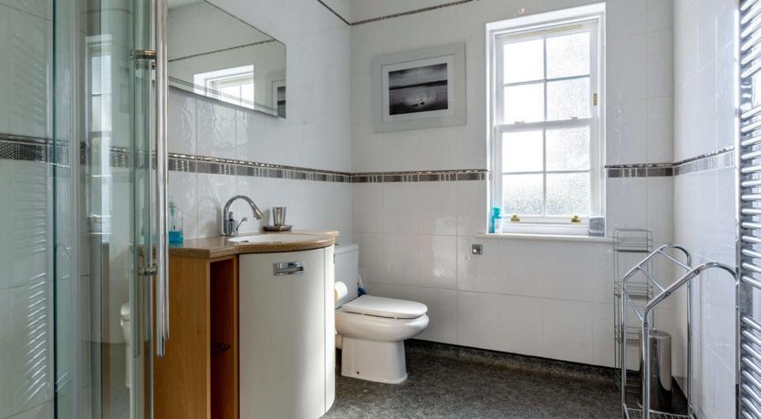 Photo of 5 Bed in Wells-next-the-Sea