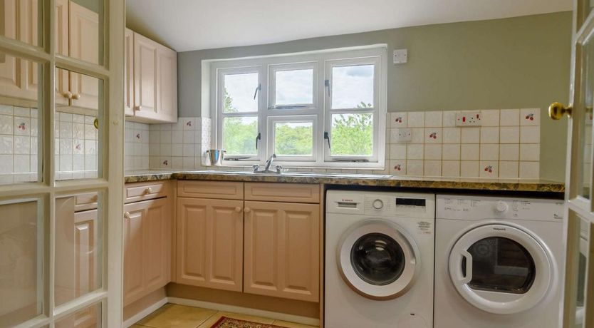 Photo of 5 Bed in Sedgeford