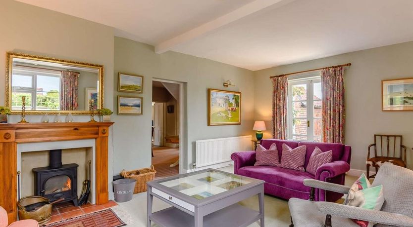 Photo of 5 Bed in Sedgeford