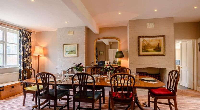 Photo of 5 Bed in Sedgeford