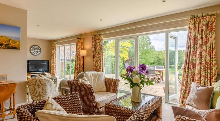 Photo of 5 Bed in Sedgeford