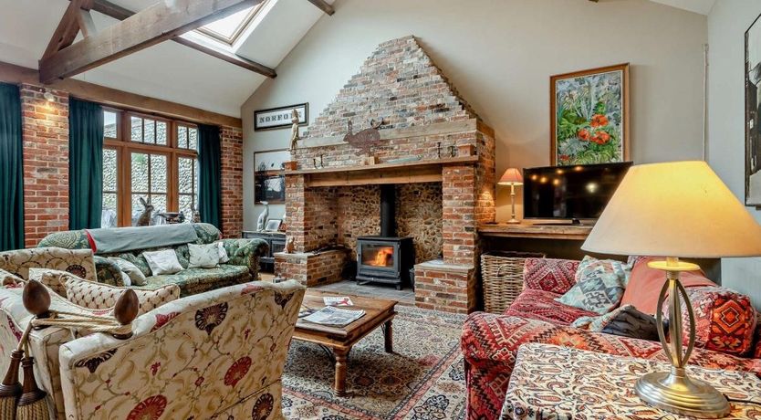 Photo of 5 Bed in Wiveton