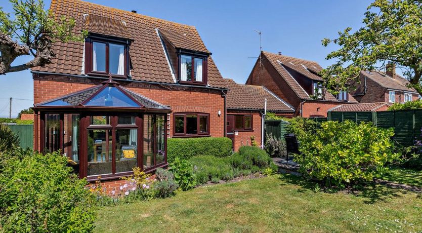 Photo of in Blakeney (KT189)