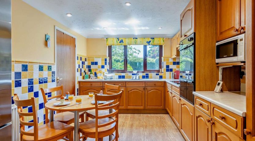 Photo of 3 Bed in Blakeney