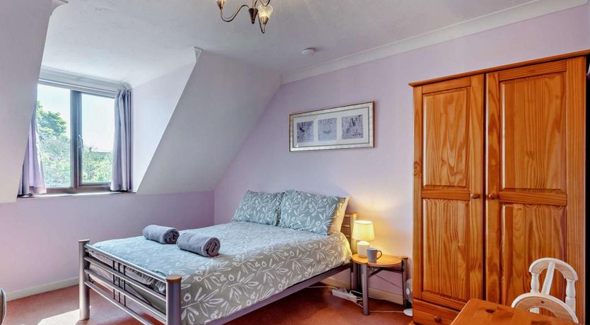 Photo of 3 Bed in Blakeney