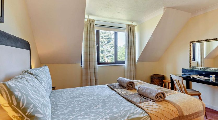 Photo of 3 Bed in Blakeney