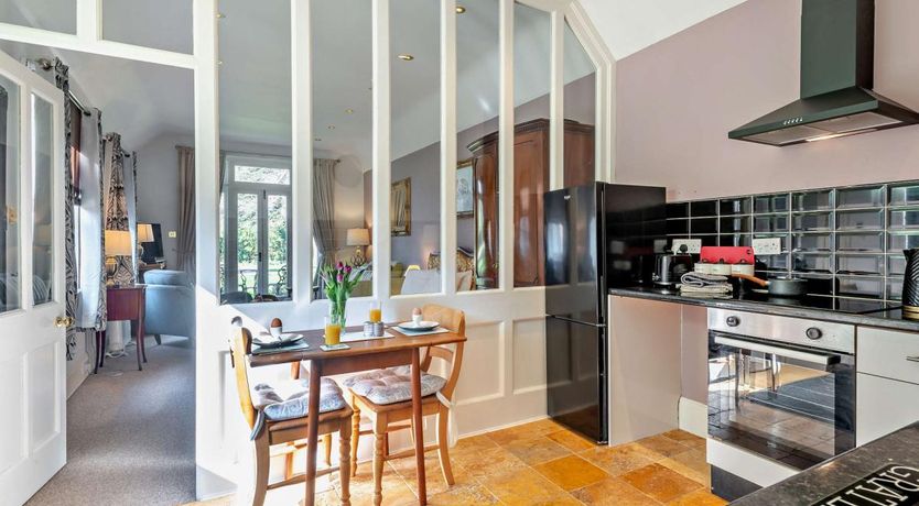 Photo of 1 Bed in Field Dalling