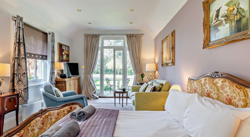 Photo of 1 Bed in Field Dalling