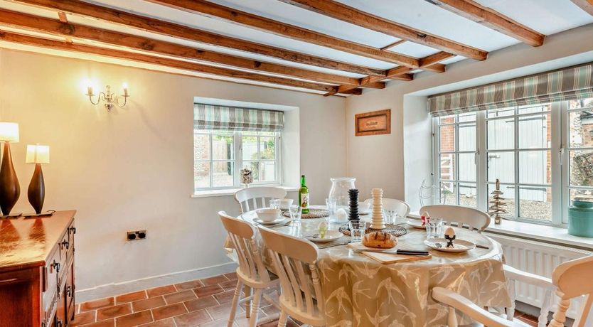 Photo of 3 Bed in Weybourne