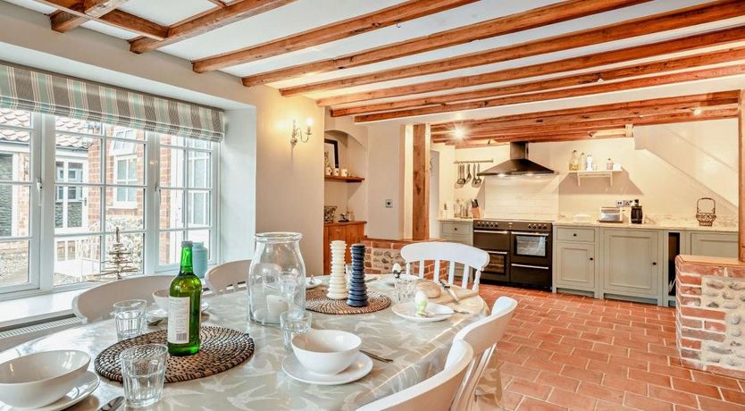 Photo of 3 Bed in Weybourne