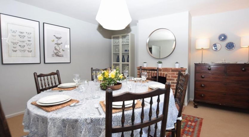 Photo of 3 Bed in Kettlestone