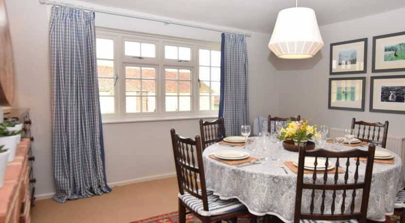 Photo of 3 Bed in Kettlestone