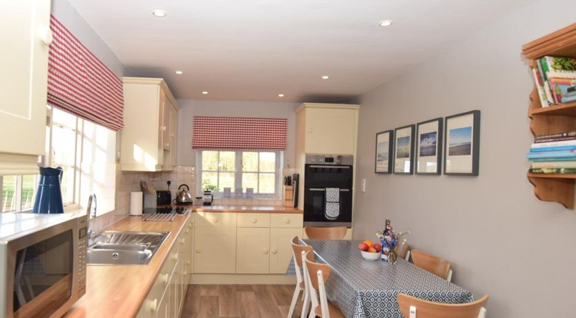 Photo of 3 Bed in Kettlestone