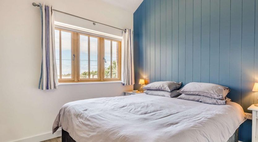 Photo of 2 Bed in Appledore