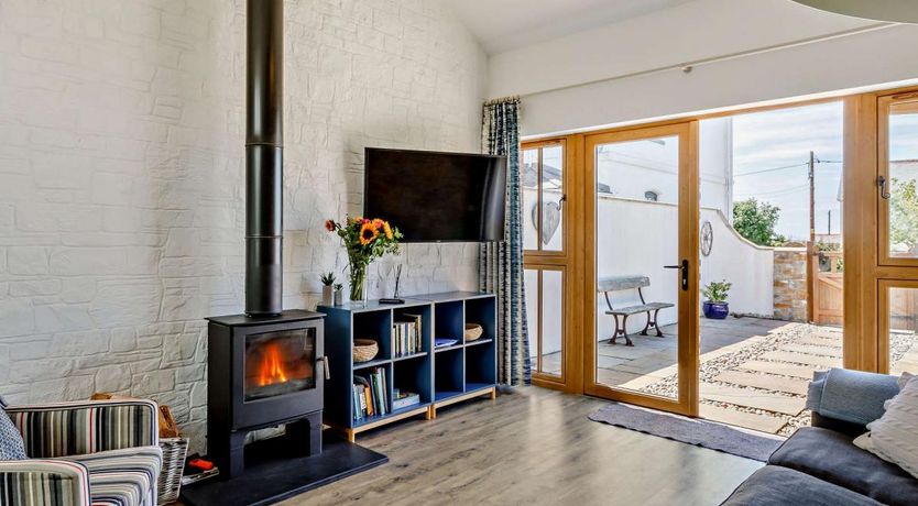 Photo of 2 Bed in Appledore