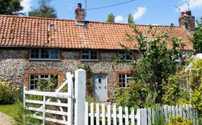 Photo of 2 Bed in Wighton