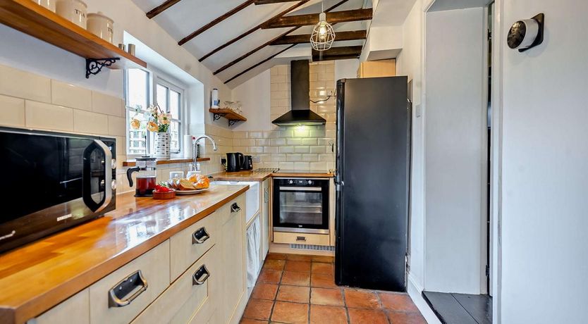 Photo of 2 Bed in Wighton