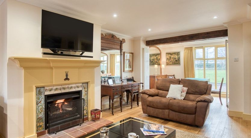 Photo of 5 Bed in Thornham