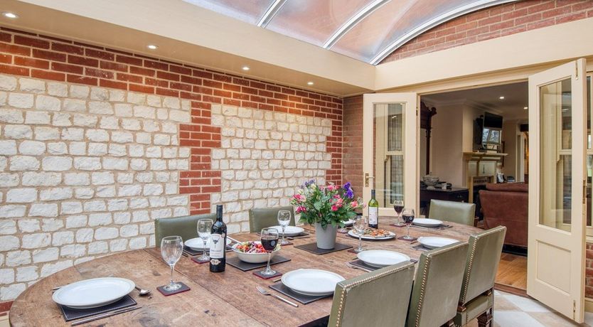 Photo of 5 Bed in Thornham