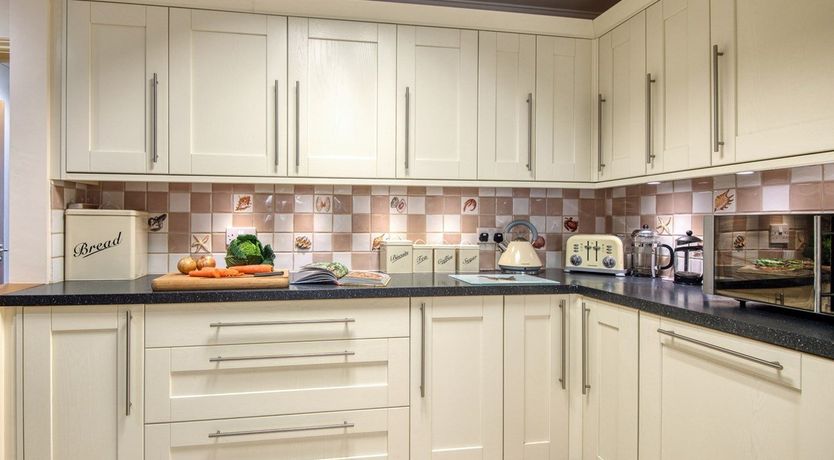 Photo of 5 Bed in Thornham