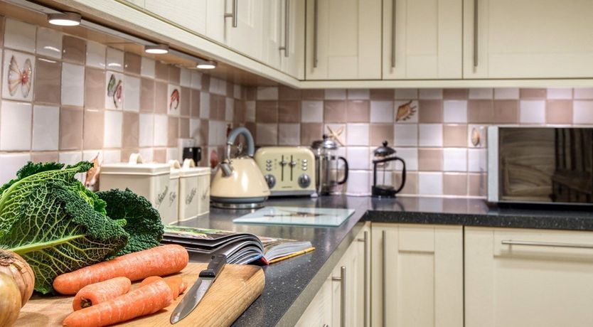 Photo of 5 Bed in Thornham