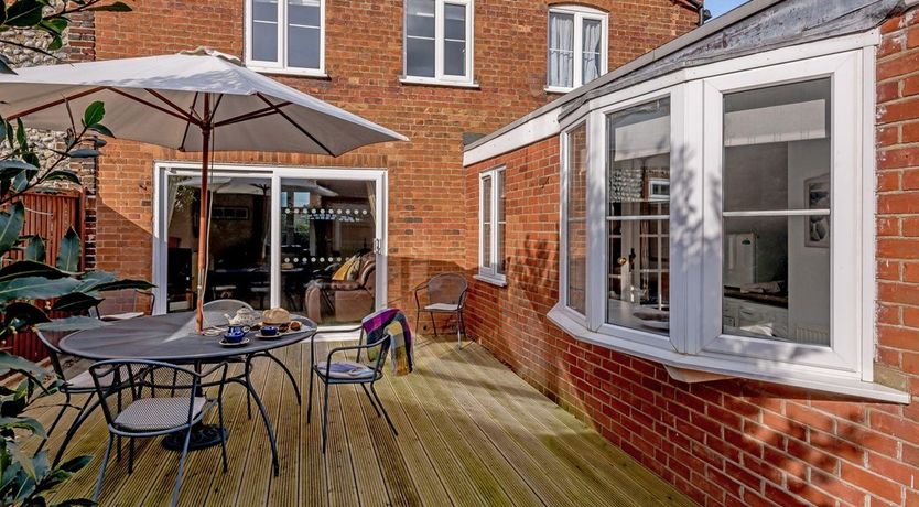 Photo of in Weybourne (KT069)