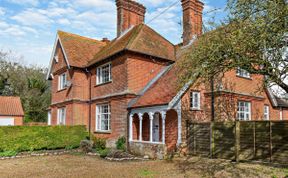 Photo of in Langham (KT087)