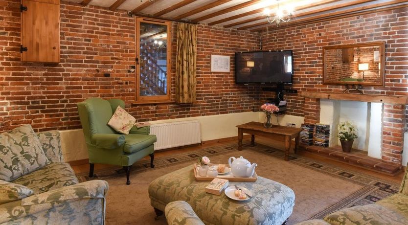 Photo of 3 Bed in Briston