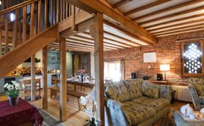 Photo of in Briston (KT187)