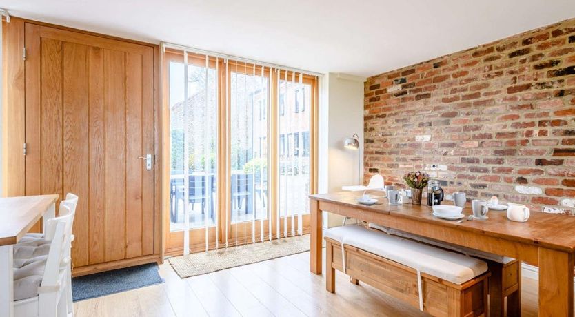 Photo of 3 Bed in Toftrees