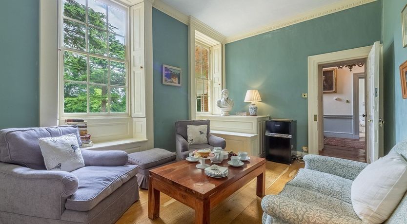 Photo of 9 Bed in Ingoldisthorpe