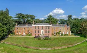 Photo of in Ingoldisthorpe (KT095)