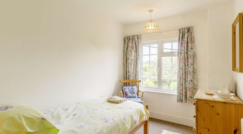 Photo of 3 Bed in Thornham