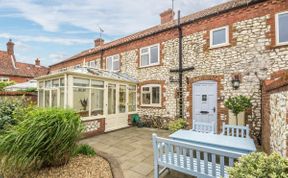 Photo of in Thornham (KT111)