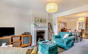 Photo of in Holt (KT137)