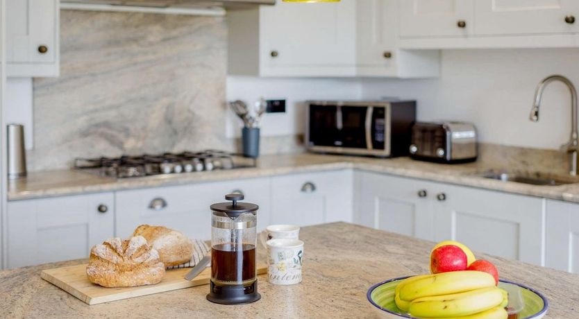 Photo of 3 Bed in Bovey Tracey