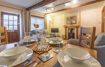 in Mundeseley (KT044) Holiday Cottage