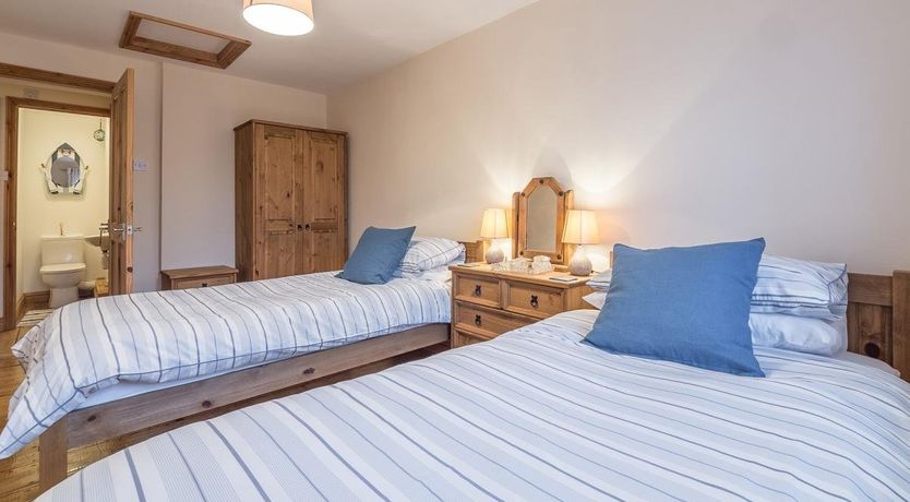 Photo of 2 Bed in Mundeseley