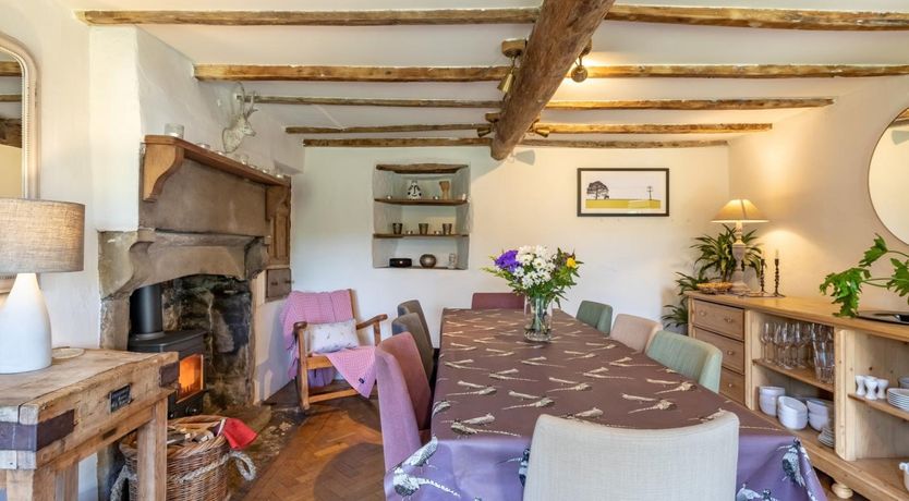 Photo of 4 Bed in Buxton