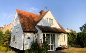 Photo of in Wighton (KT085)