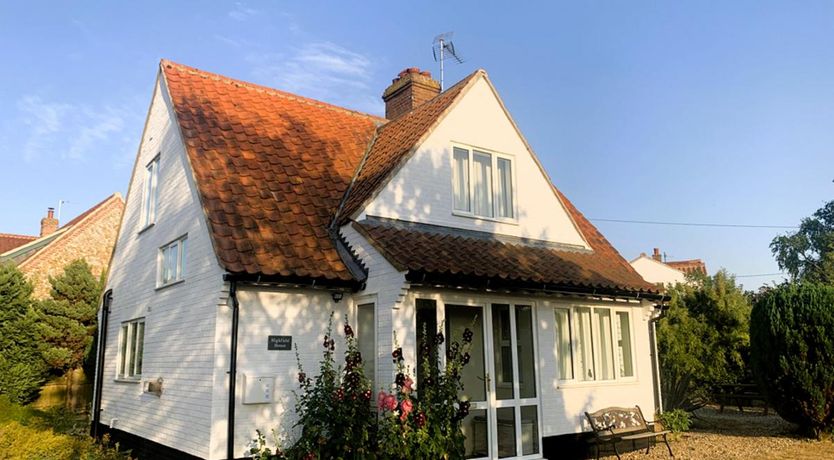 Photo of in Wighton (KT085)