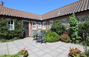 in Weasenham (KT103) Holiday Cottage